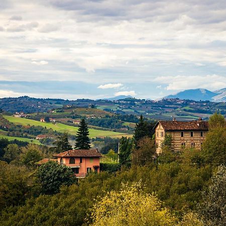 Charming Barolo Wine Loft Hotel Monforte dʼAlba Kültér fotó